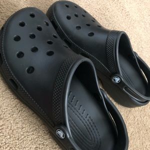 Men’s size 11 crocs